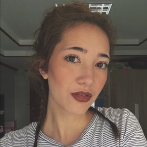 Meet your Posher, Abigail